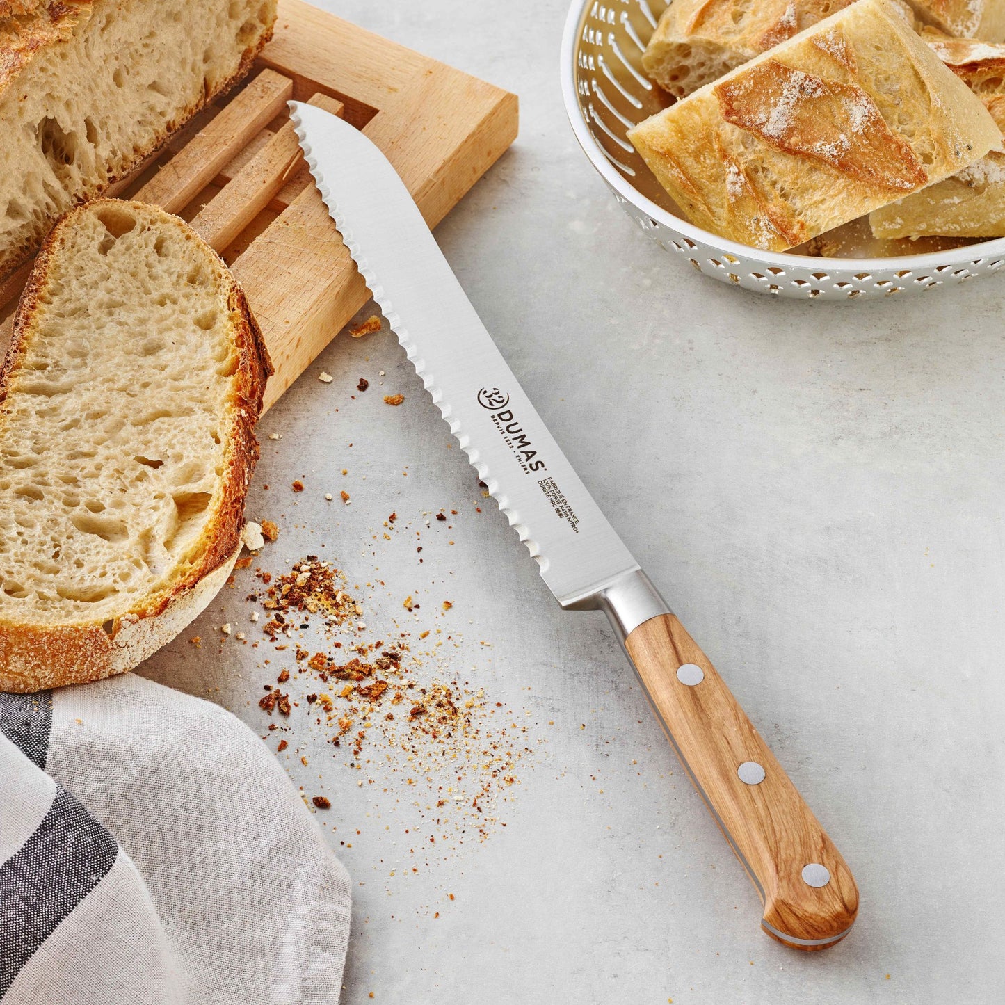 Bread Knife 8"